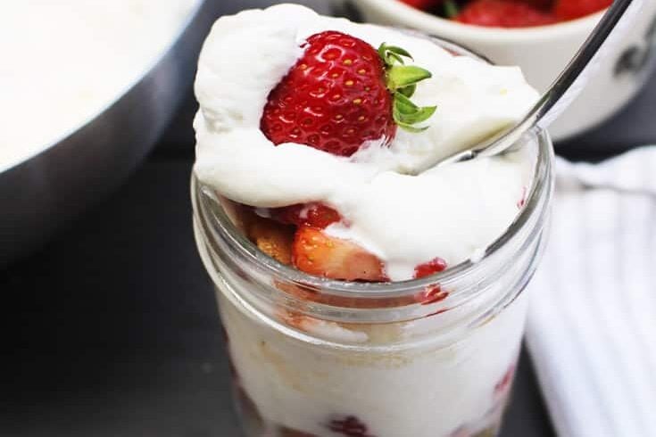 Easy strawberry shortcakes in mason jars