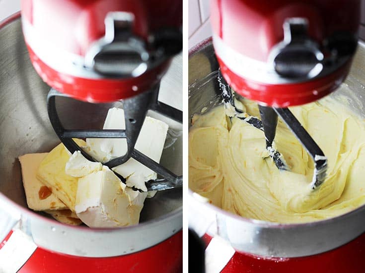 ingrédients pour le glaçage au fromage à la crème dans le bol d'un batteur sur socle