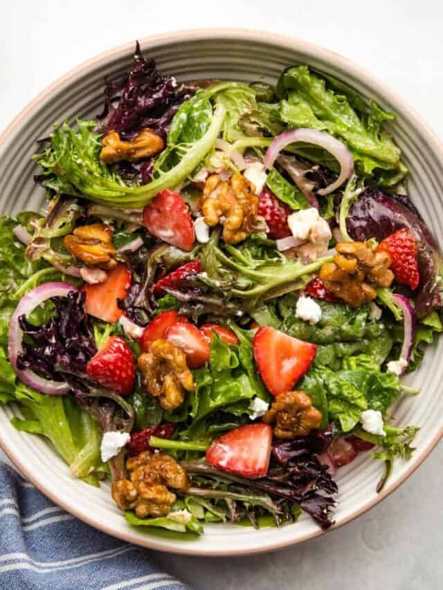 Strawberry Salad with Goat Cheese and Candied Walnuts