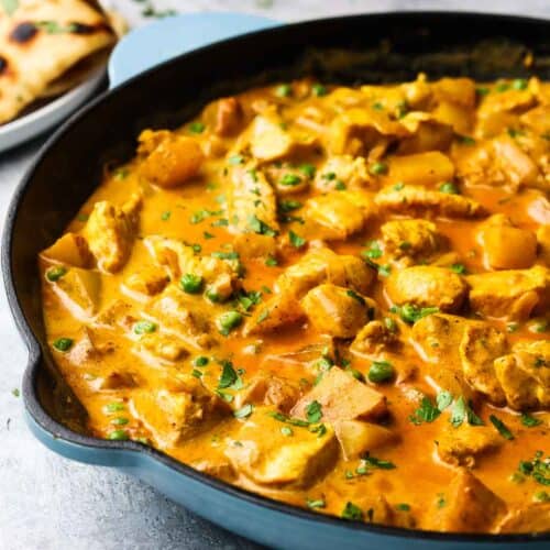 Chicken and Potato Curry (แกงเผ็ดไก่)