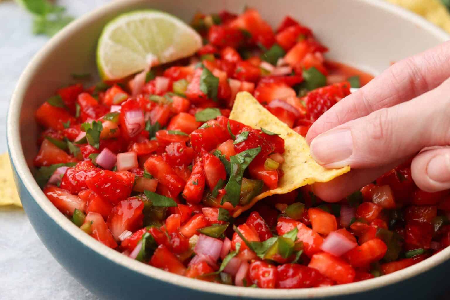Salsa Mess Backyard Dinner Party Menu for Summer Nights