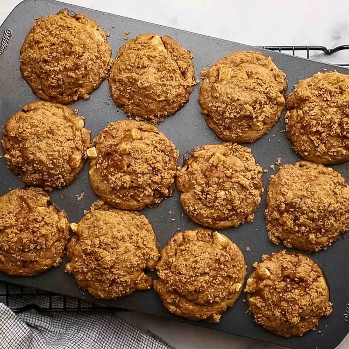 baked apple sour cream muffins